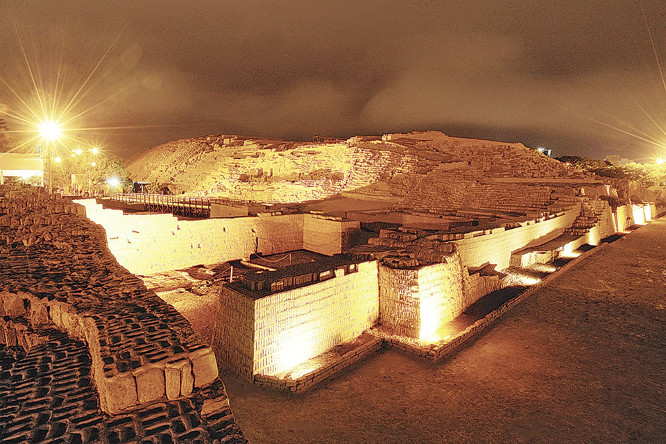 Private Ancient Lima Huacas Tour