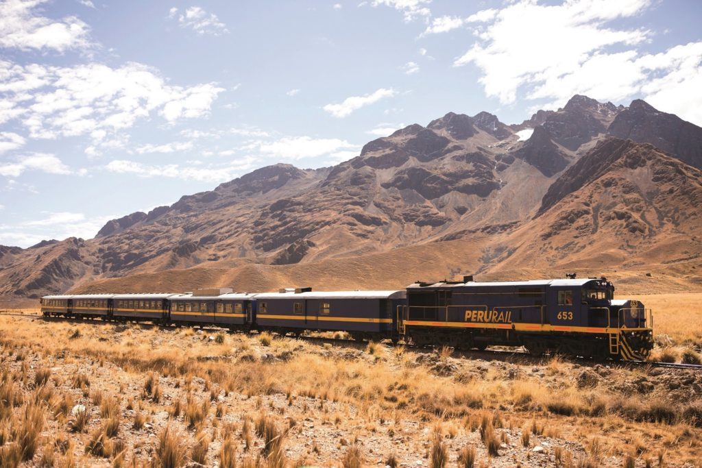 peru_rail_titicaca_train